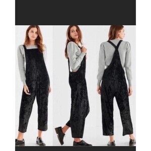 Black Crushed Velvet Jumpsuit Overalls SZ Small Party Goth Festival